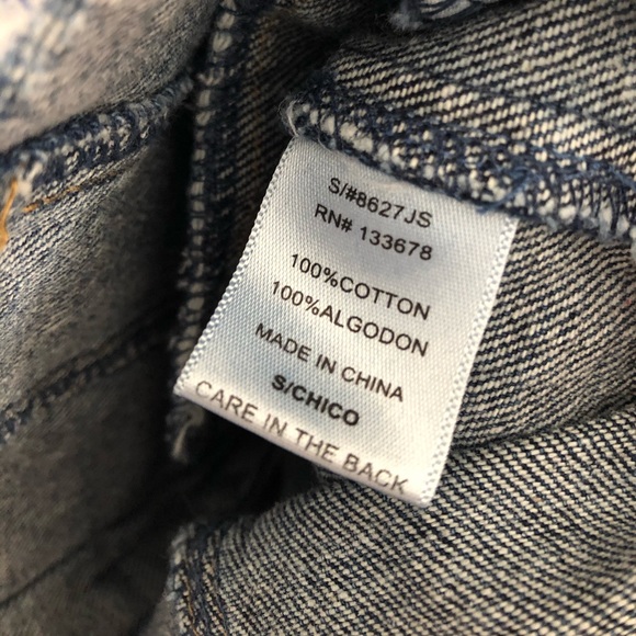 Denim Jacket with Hood. Size Small - Picture 4 of 6